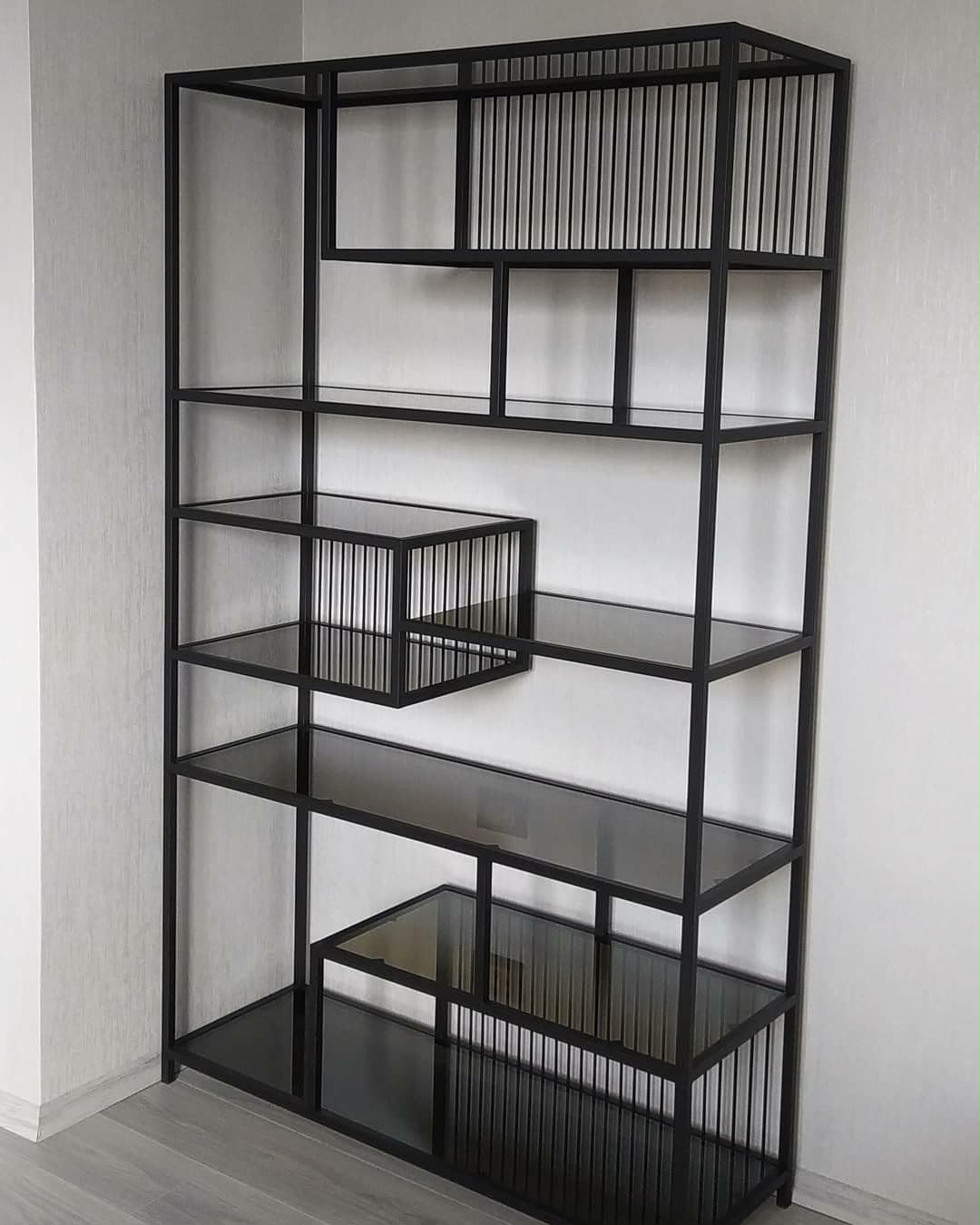 Endüstriyel Metal Kitaplık Raf